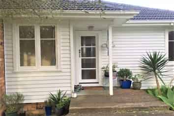 13 Flanshaw Road, Te Atatu South