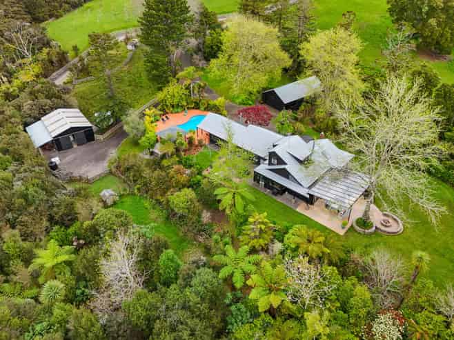 141 Glenmore Road, Coatesville