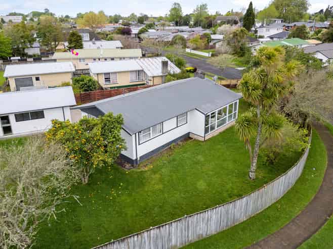 1 Claremont Avenue, Chartwell