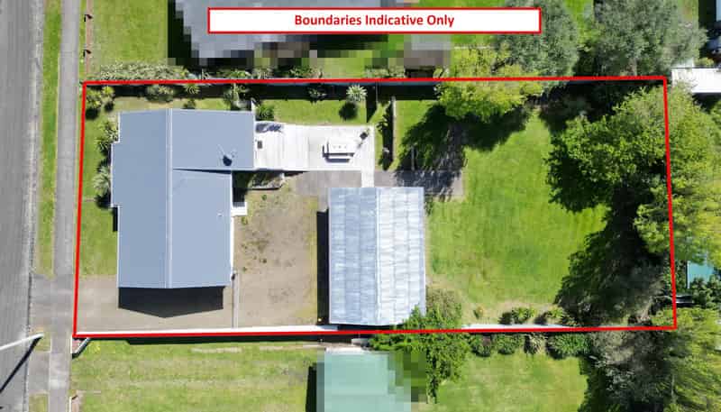 7 Hennessy Street East, Foxton Beach