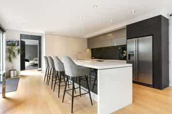 19 Devonport Lane, Merivale