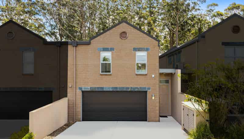 329 Millwater Parkway, Millwater