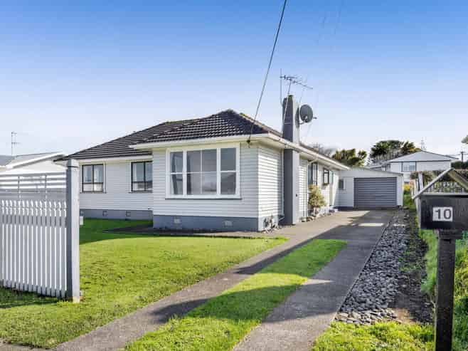 10 Ramanui Avenue, Hawera