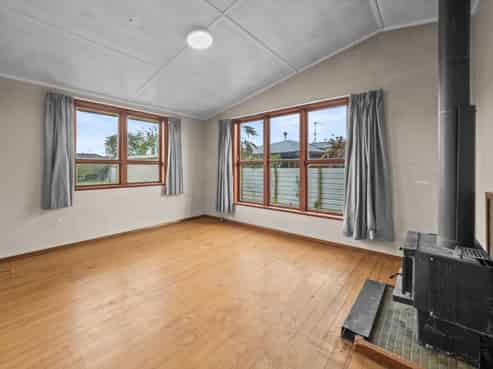 131 Trevors Road, Hampstead