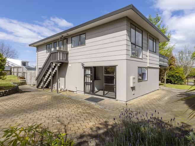 35 Grace Crescent, Richmond Heights