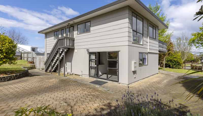35 Grace Crescent, Richmond Heights