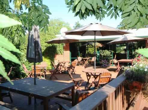 Lake Roxburgh Lodge: Own, Live, Earn