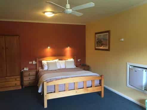 Lake Roxburgh Lodge: Own, Live, Earn