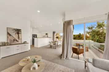 3/36 Settlers Crescent, Ferrymead