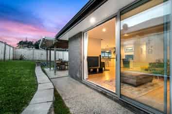 16 Percy Greens, Silverdale