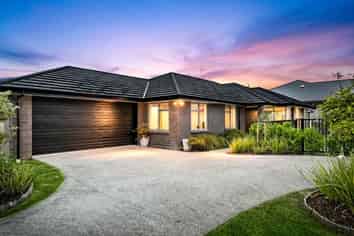 16 Percy Greens, Silverdale