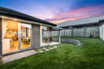 16 Percy Greens, Silverdale