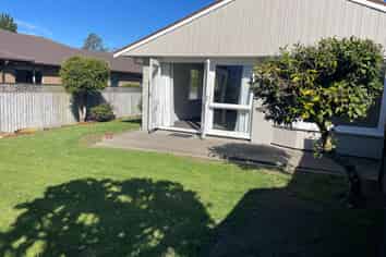 2/216 Riverlaw Terrace, Saint Martins