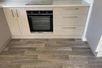 2/216 Riverlaw Terrace, Saint Martins