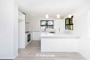 12D Marion Street, Silverstream
