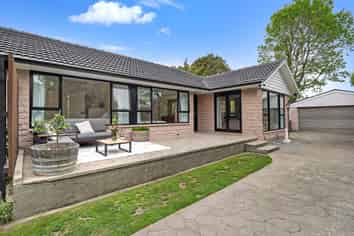 53 Woodbury Street, Russley
