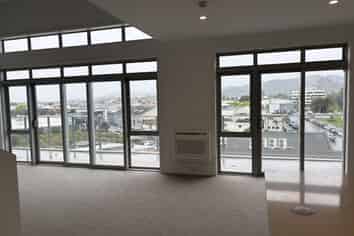 403/4 Reads Quay , Gisborne