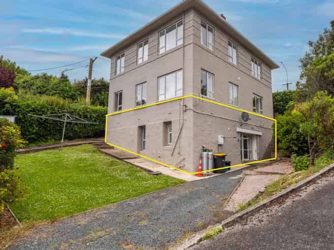 b/44 Cargill Street, Dunedin Central