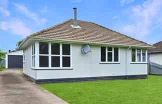 34  Hartgill Cresent , Dannevirke