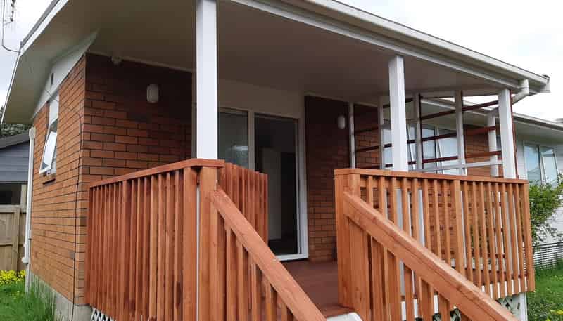 1A Kiwi Esplanade, Mangere Bridge