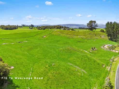 714-716 Te Waerenga Road, Hamurana