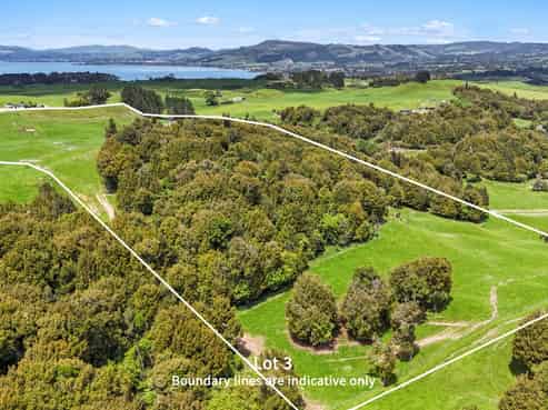 714-716 Te Waerenga Road, Hamurana