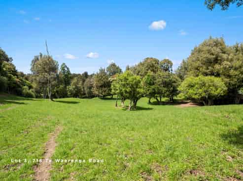 714-716 Te Waerenga Road, Hamurana