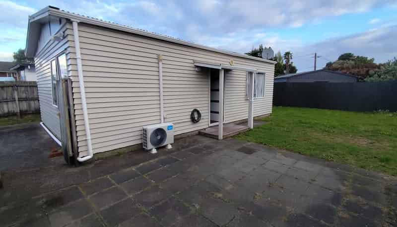 8A Durham Street, Te Atatu Peninsula
