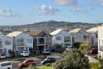 7 Manawatere Way, Flat Bush