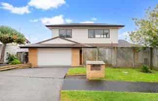 6  Majesty Place, Half Moon Bay