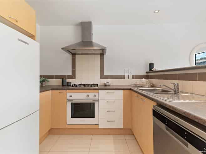 1/19 Langana Avenue, Browns Bay