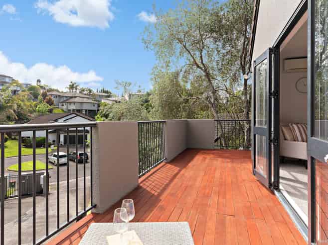 1/19 Langana Avenue, Browns Bay