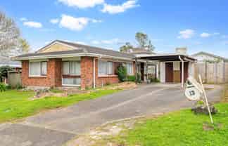 13 Cascades Road, Pakuranga Heights