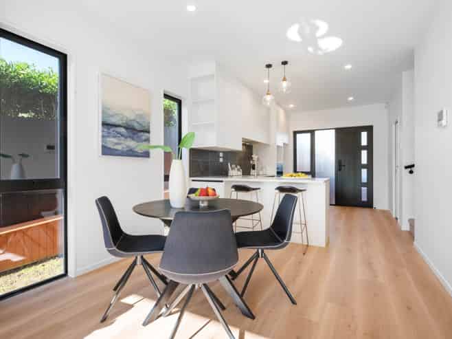 8/95 Walker Road, Point Chevalier