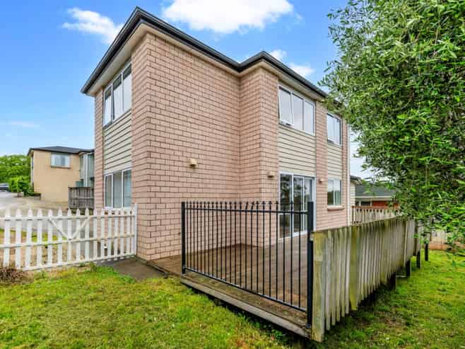 137B  Ridge Road, Howick