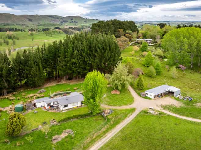 139 Clareinch Road, Omakere