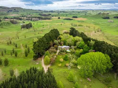 139 Clareinch Road, Omakere