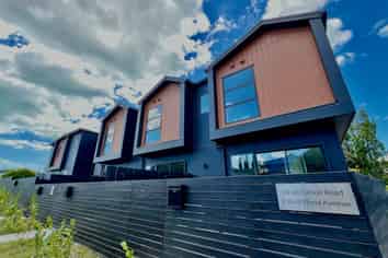 2D Wood Avenue, Howick