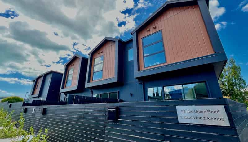 2D Wood Avenue, Howick