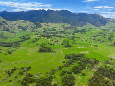 1070 Tangihua Road, Maungakaramea