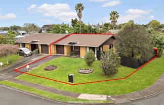 2/1 Lorelei Place, Papakura