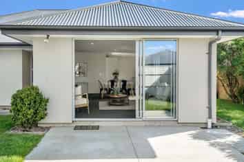 14 Saint Adela Place, Woolston