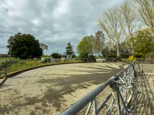 118 + 119 Wharepoa Road, Netherton