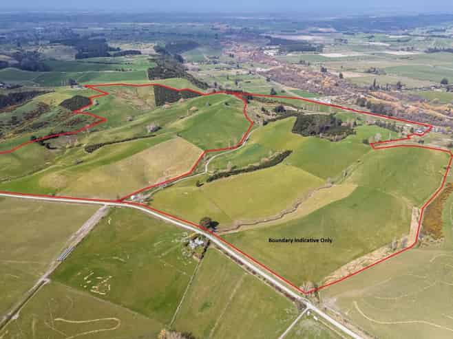 538 Pleasant Valley Road, Geraldine Downs