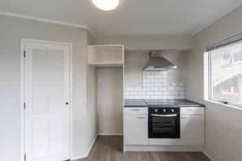 1/2 Ruakiwi Road, Hamilton Lake