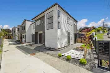 4 Meadowvale Avenue, Forrest Hill