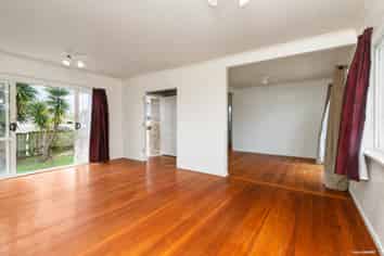 16 Edinburgh Street, Tuakau