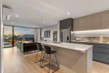 6/245 Kepa Road, Mission Bay