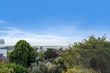 6/245 Kepa Road, Mission Bay