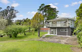 20 Cliff View Drive, Green Bay